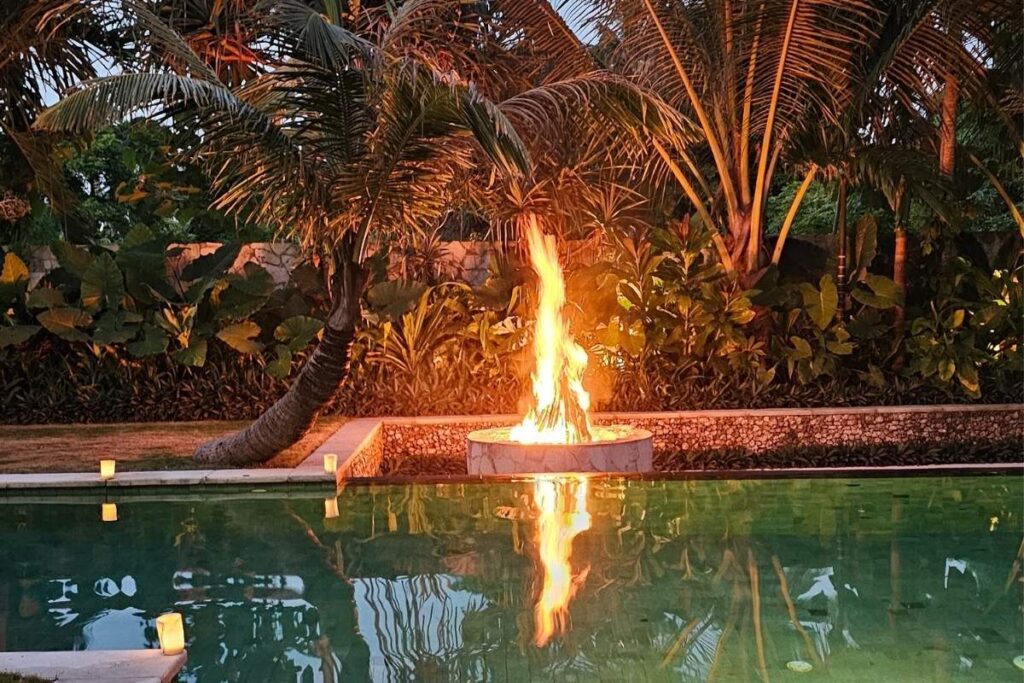 Stay in Sumba: Villa Alamayah, Campfire