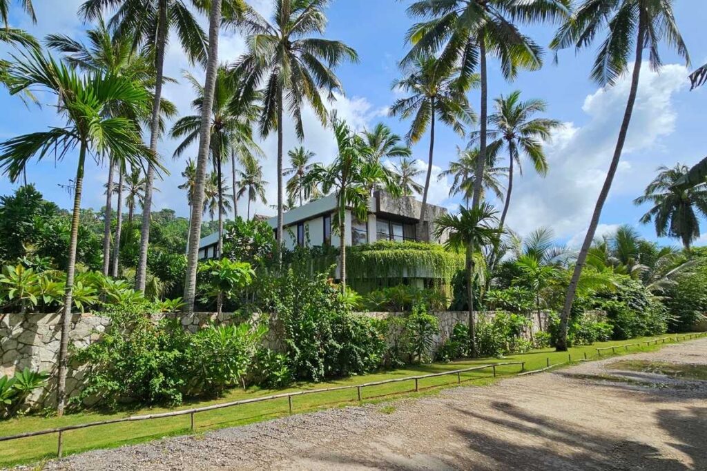 Stay in Sumba: Villa Alamayah