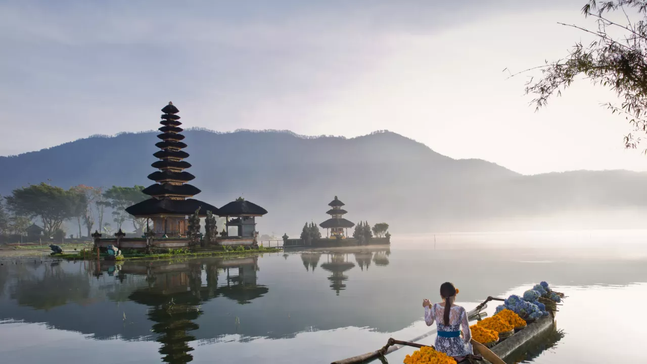 best-time-to-visit-ulun-danu-bratan-temple