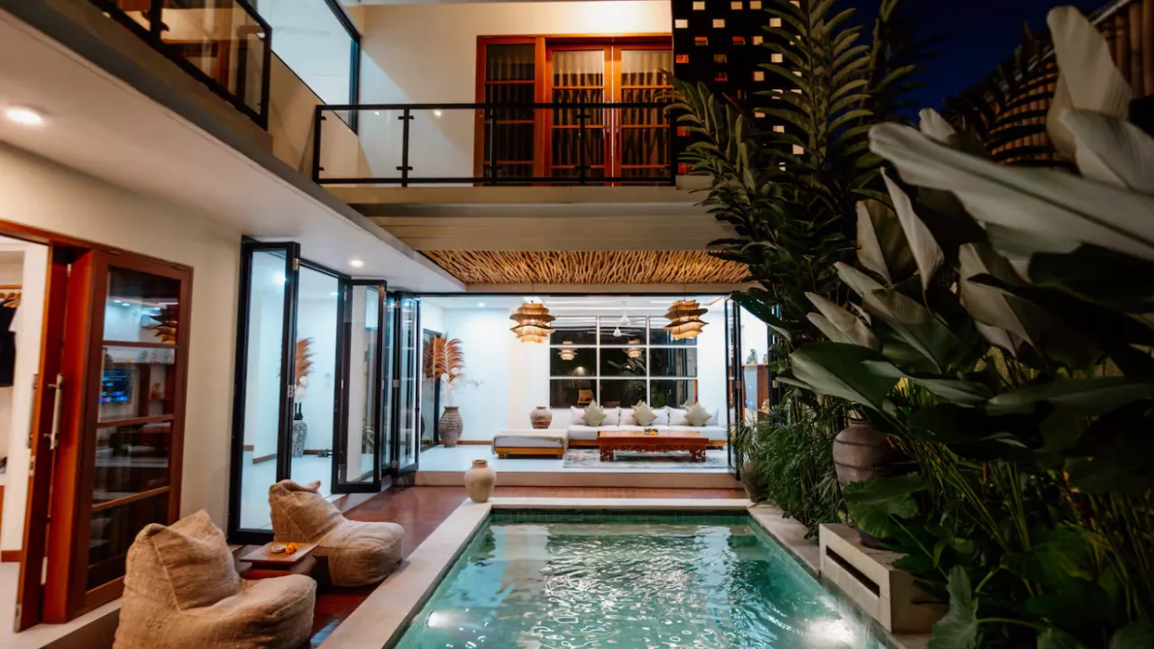 overview-of-villa-sunny-ivy