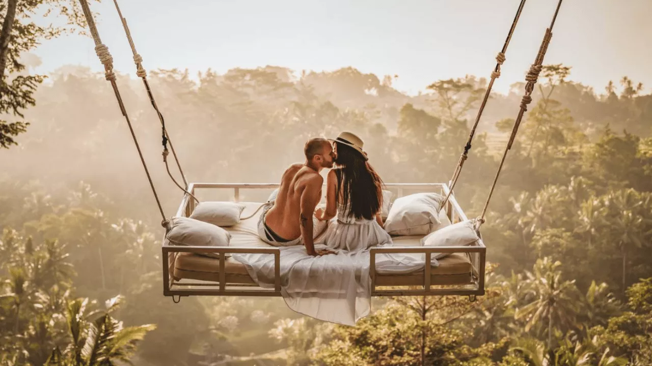 scenic-relaxing-things-to-do-in-bali-at-night