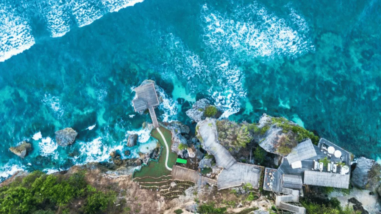 discover-melasti-beach-and-what-makes-it-special