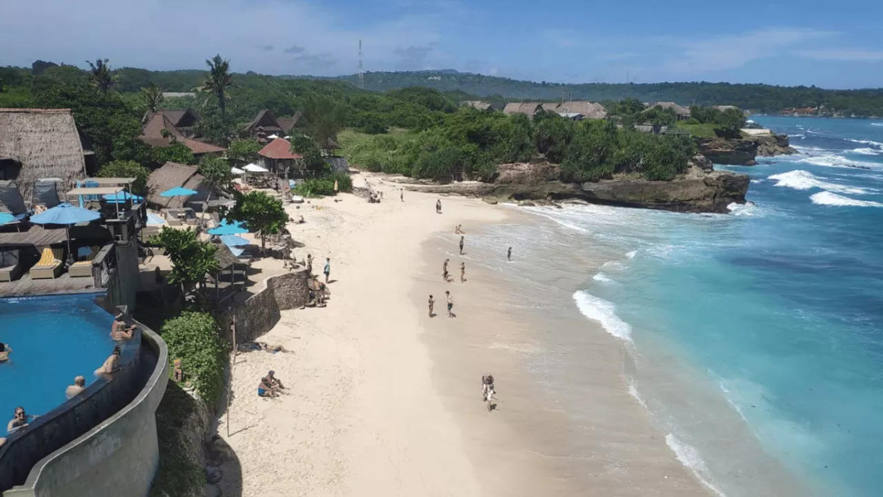 nusa-ceningan