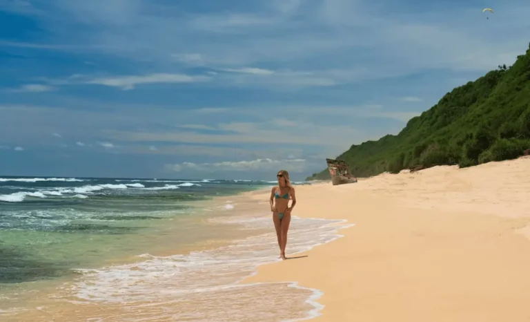 nyang-nyang-beach-fi