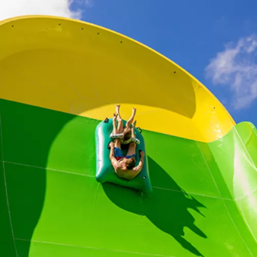3-boomerang-a-must-try-ride-for-thrill-lovers