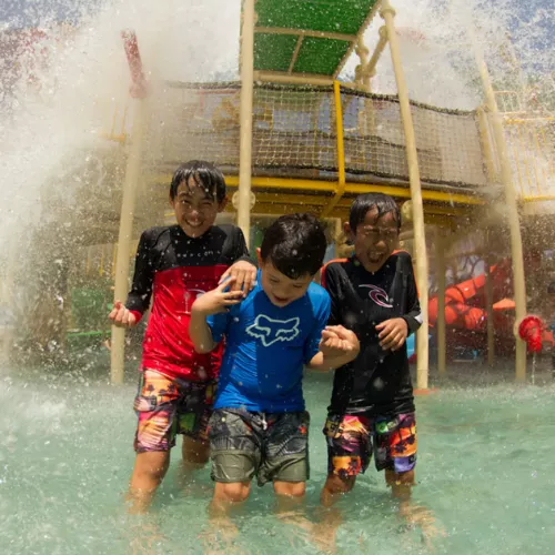 7-kids-area-and-family-friendly-water-play-zones