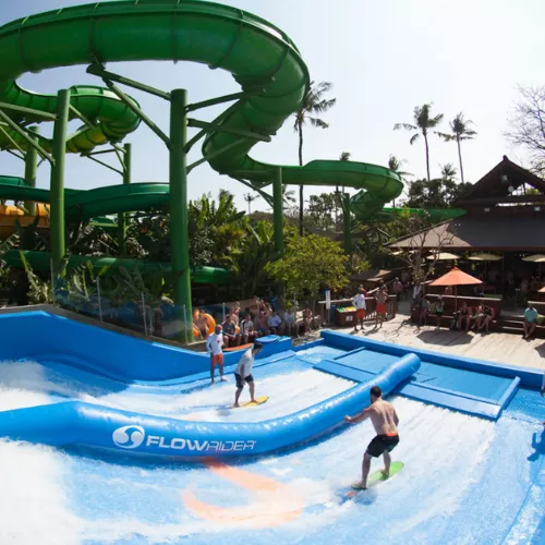 8-flowrider-and-extra-water-experiences