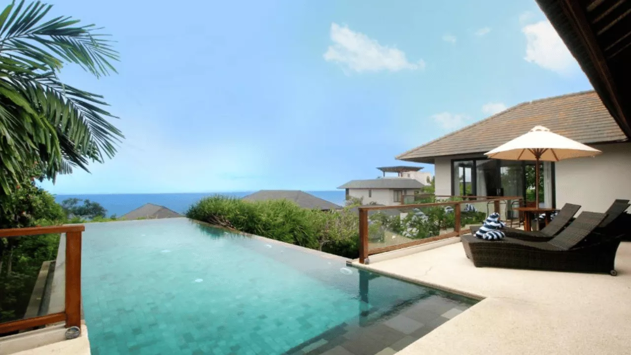 where-to-stay-near-pandawa-beach