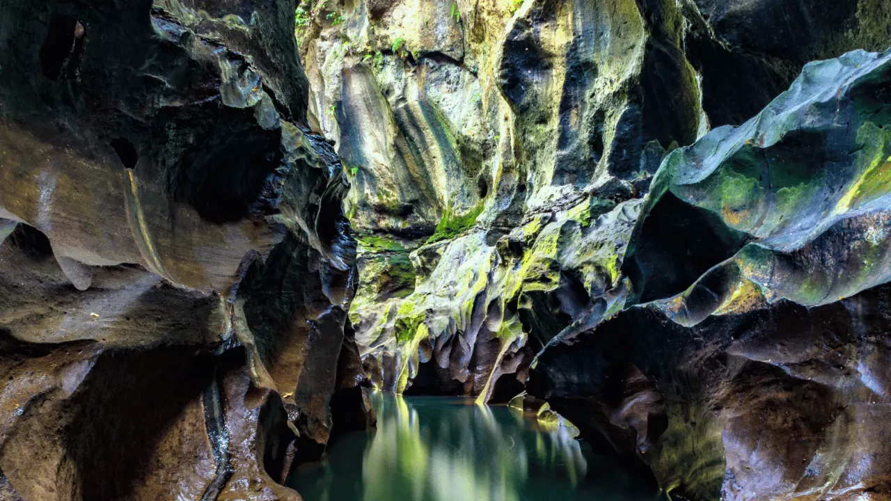 why-hidden-canyon-beji-guwang-deserves-a-spot-on-your-bali-travel-list